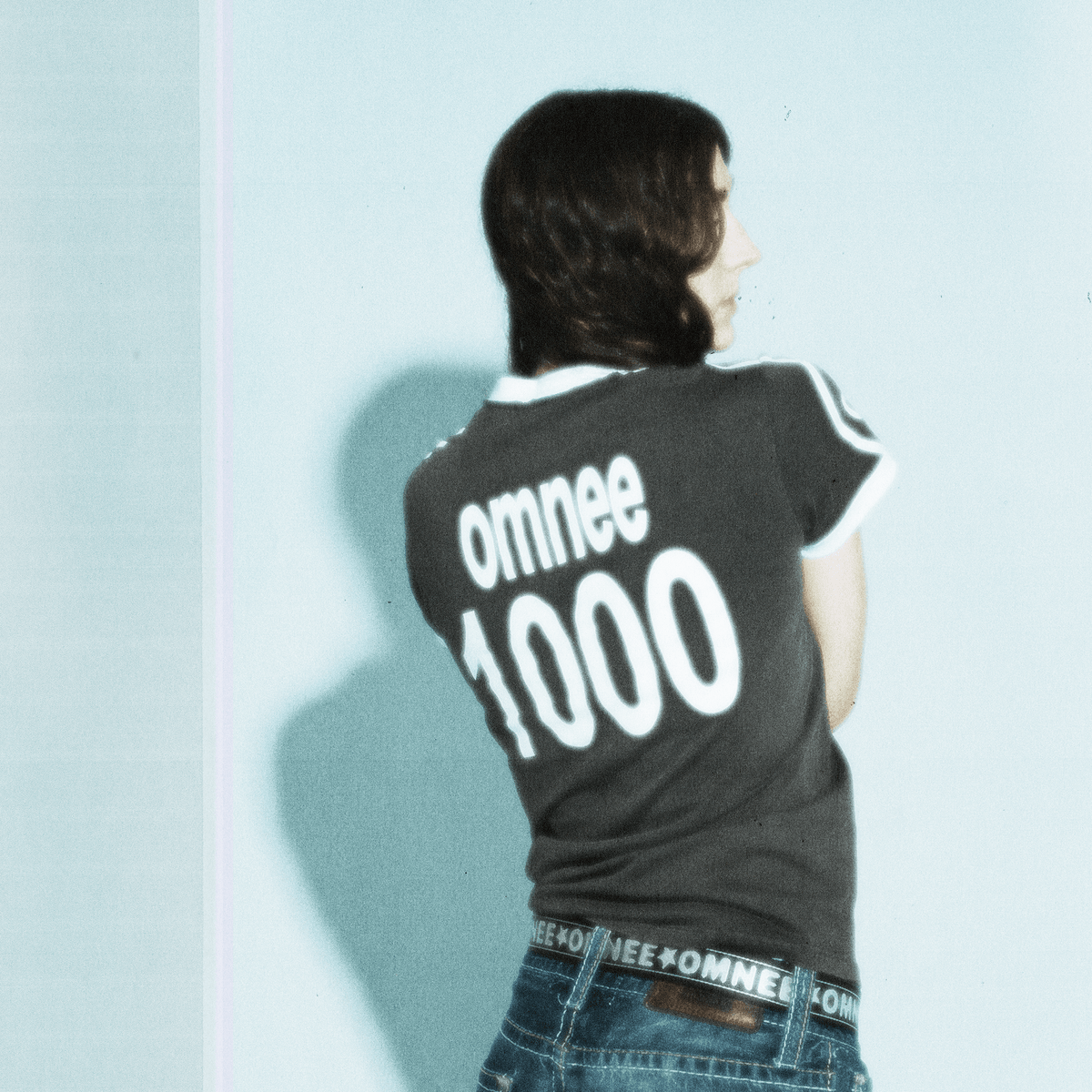 Slim Club Tee - omnee world